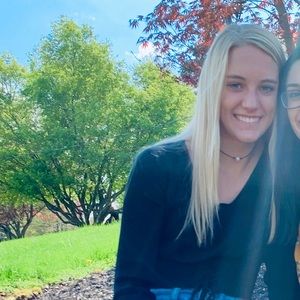 Meet your Posher, Sidney